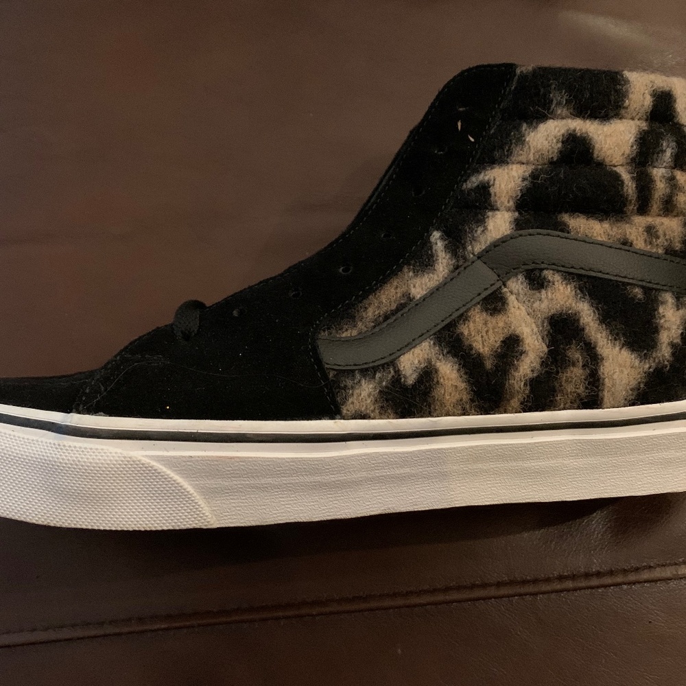 Vans Animal Print Sk8-Hi Unisex Skateboard Shoe Unisex Men's 10.5 Women's 12.0